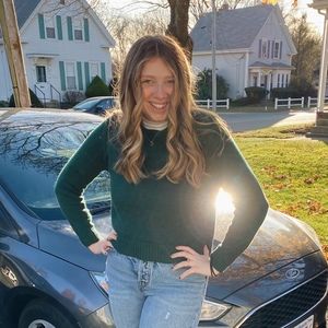 Meet your Posher, Anna